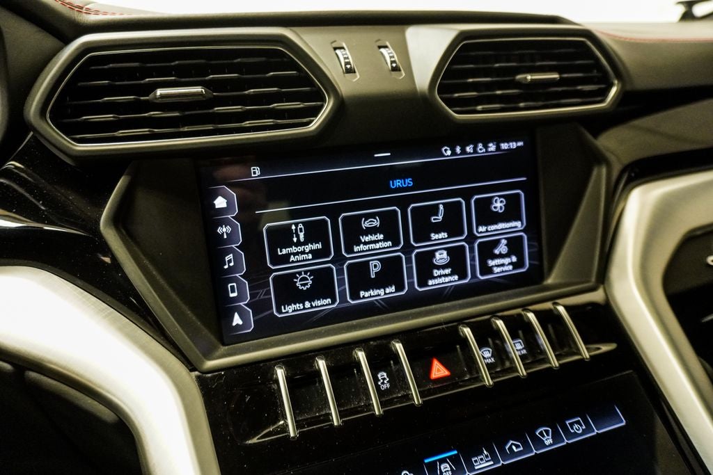 2019 Lamborghini Urus Base