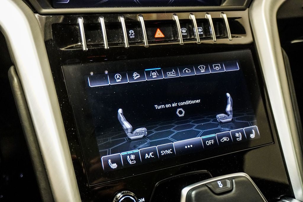 2019 Lamborghini Urus Base