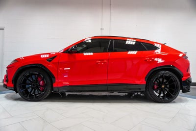 2019 Lamborghini Urus Base