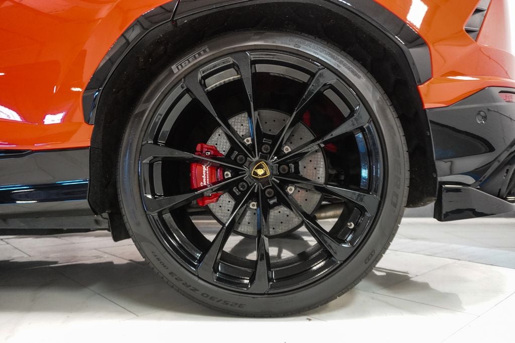 2019 Lamborghini Urus Base