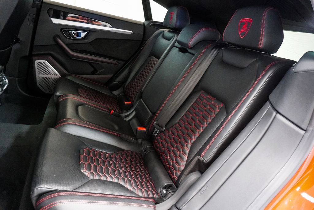 2019 Lamborghini Urus Base