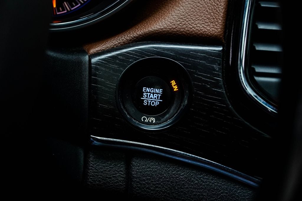 2020 Jeep Grand Cherokee Summit