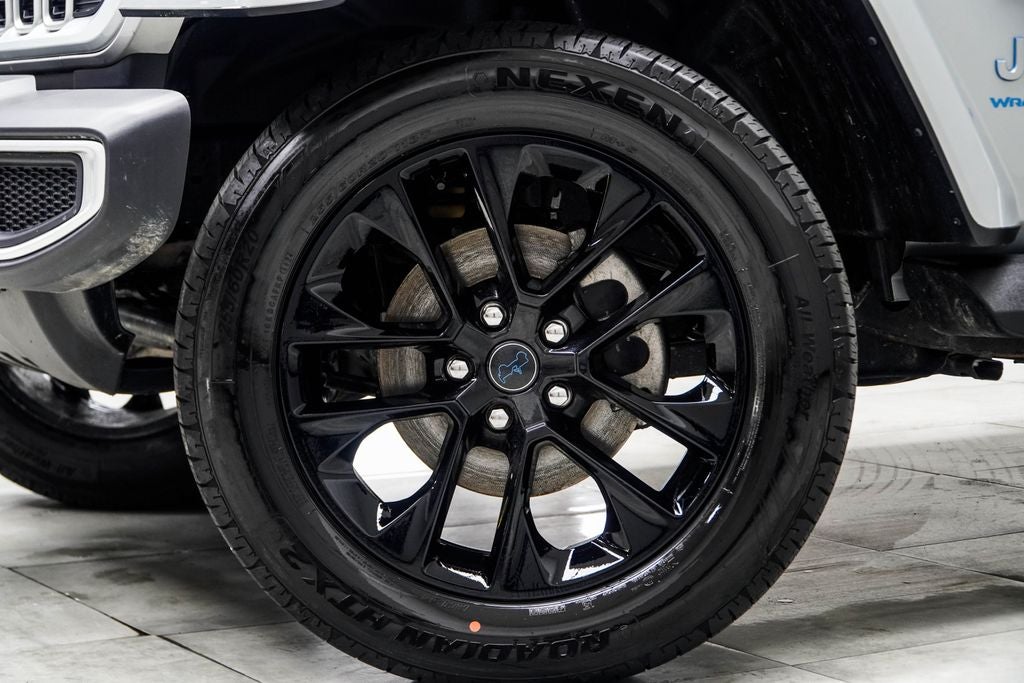 2024 Jeep Wrangler Sahara 4xe