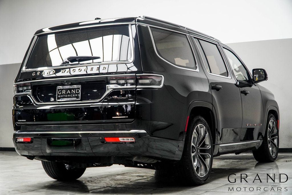 2022 Jeep Grand Wagoneer Series III