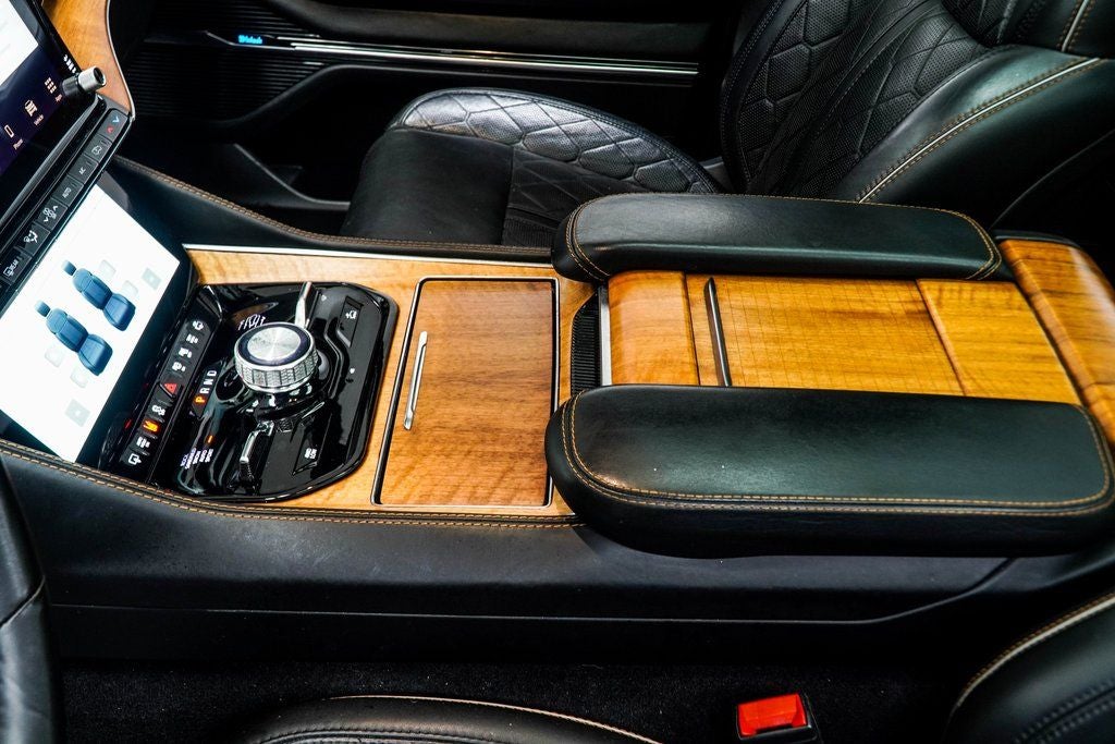 2022 Jeep Grand Wagoneer Series III