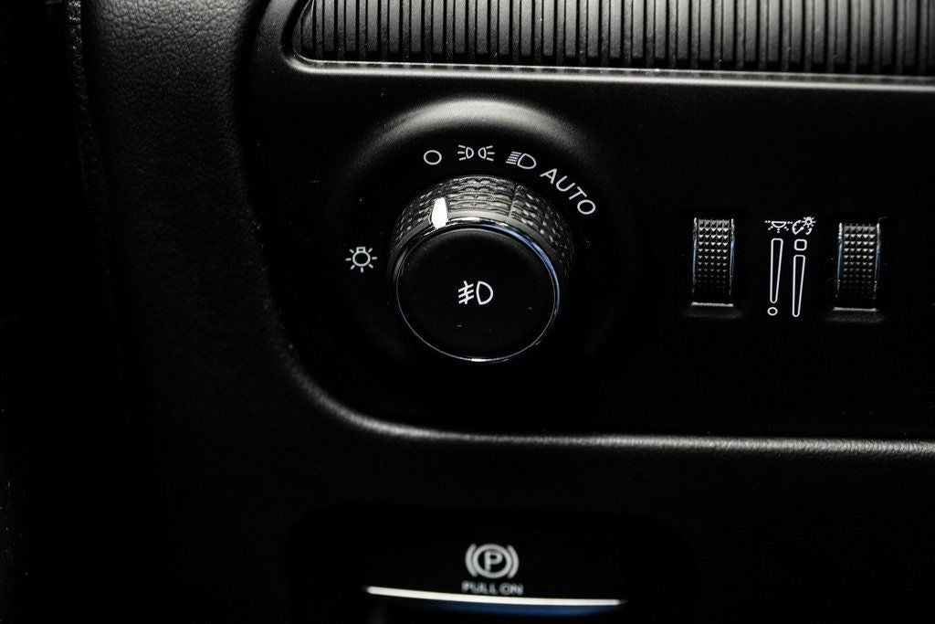 2022 Jeep Grand Wagoneer Series III