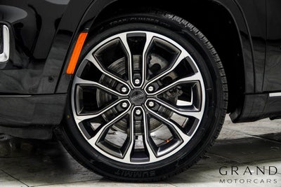 2022 Jeep Grand Wagoneer Series III