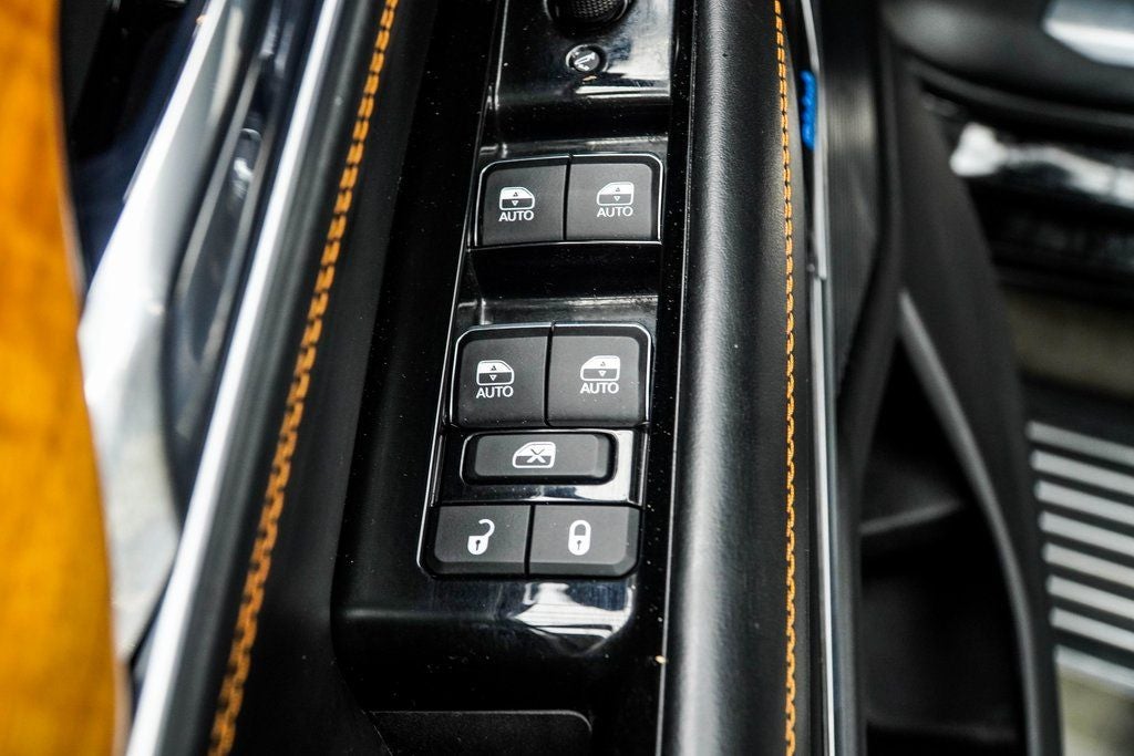 2022 Jeep Grand Wagoneer Series III