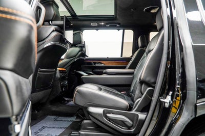 2022 Jeep Grand Wagoneer Series III