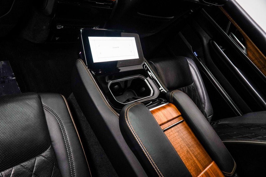 2022 Jeep Grand Wagoneer Series III