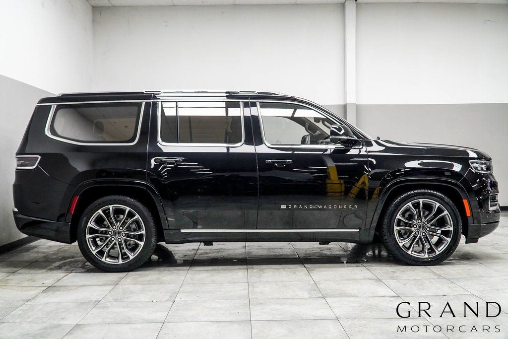 2022 Jeep Grand Wagoneer Series III