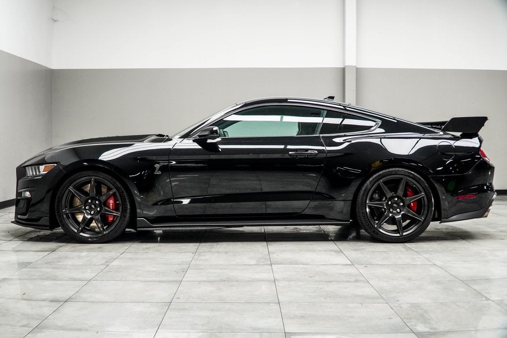 2022 Ford Mustang Shelby GT500 Carbon Fiber Track Package