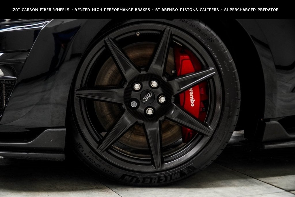 2022 Ford Mustang Shelby GT500 Carbon Fiber Track Package