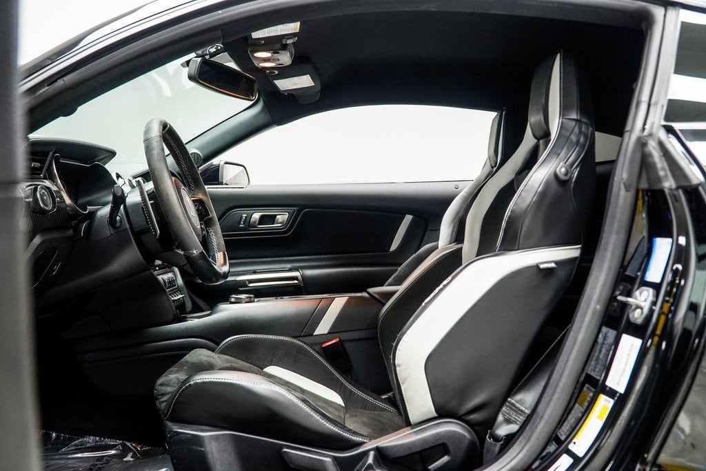 2022 Ford Mustang Shelby GT500 Carbon Fiber Track Package