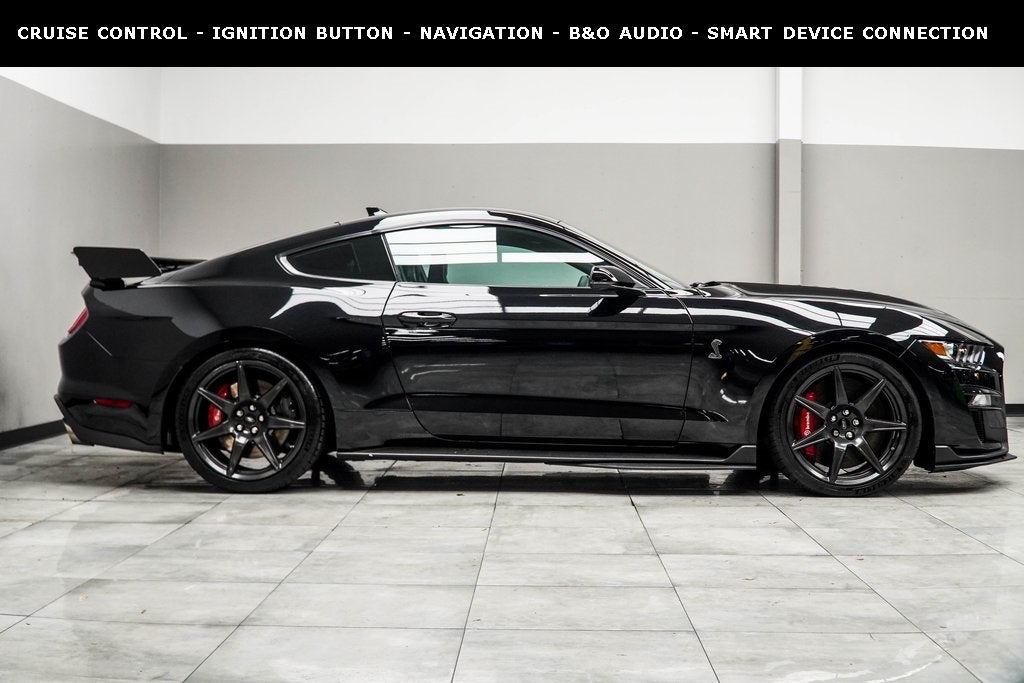 2022 Ford Mustang Shelby GT500 Carbon Fiber Track Package