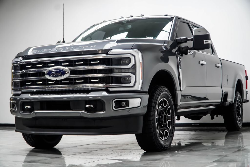 2024 Ford F-350SD Platinum