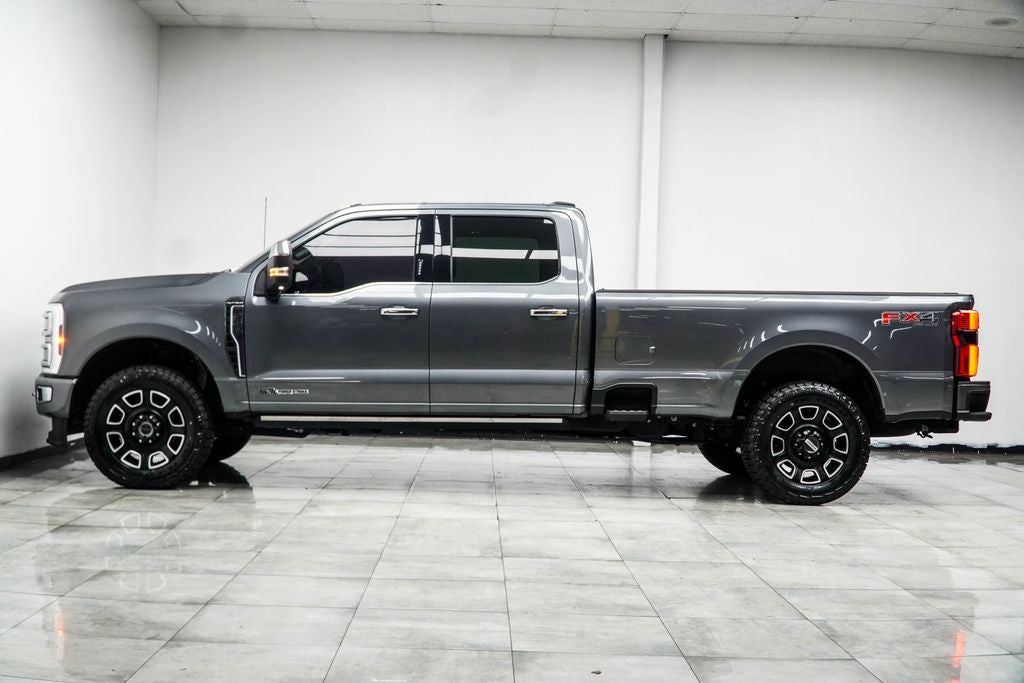 2024 Ford F-350SD Platinum