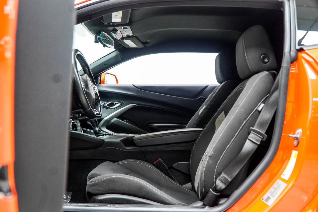 2021 Chevrolet Camaro LT1