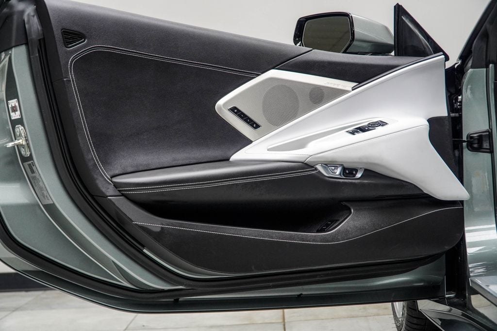 2023 Chevrolet Corvette Stingray 2LT
