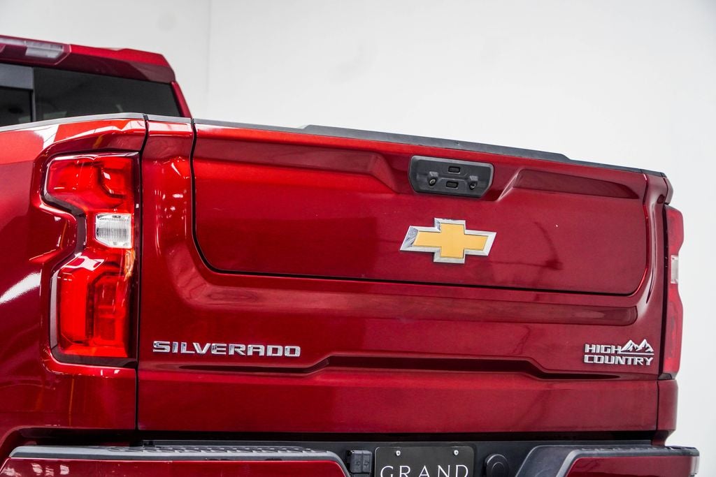 2023 Chevrolet Silverado 1500 High Country