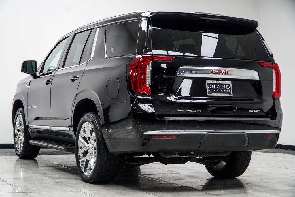 2023 GMC Yukon SLT