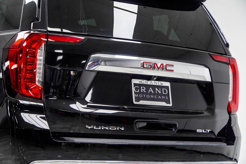2023 GMC Yukon SLT