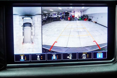2021 GMC Yukon Denali Premium Package