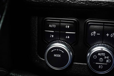 2021 GMC Yukon Denali Premium Package