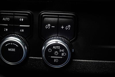 2021 GMC Yukon Denali Premium Package