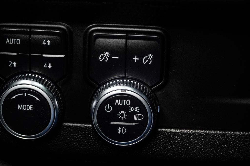 2021 GMC Yukon Denali Premium Package