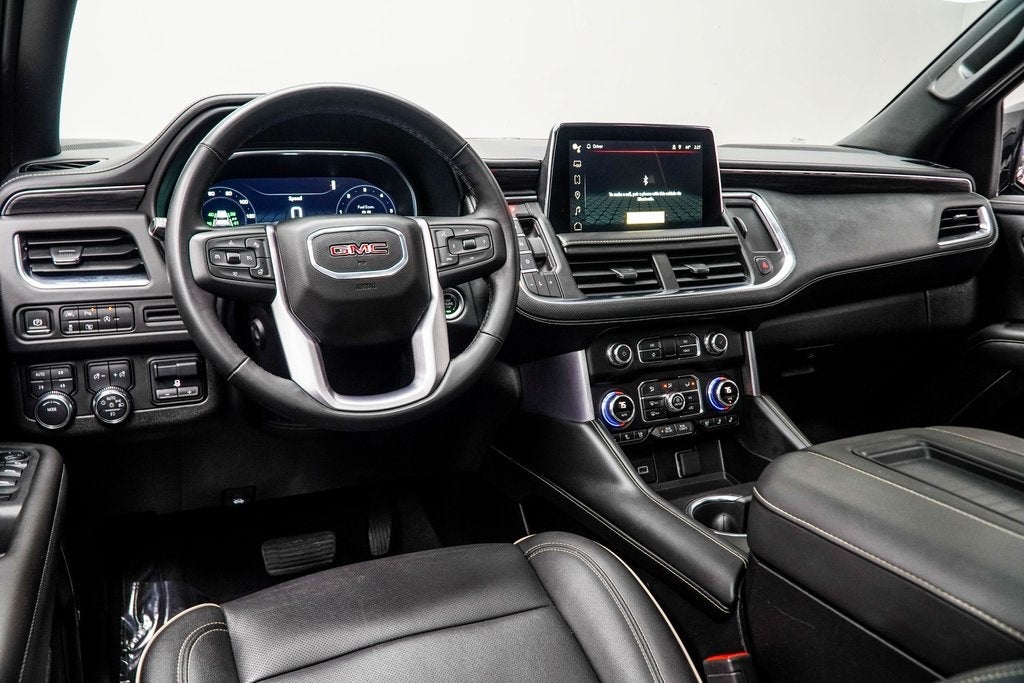 2024 GMC Yukon XL SLT