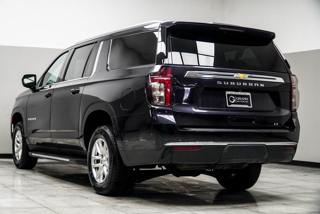 2024 Chevrolet Suburban LT