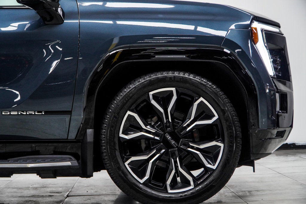 2025 GMC Sierra EV Denali