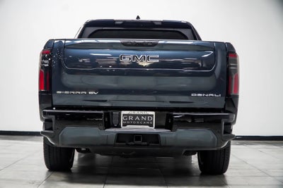 2025 GMC Sierra EV Denali