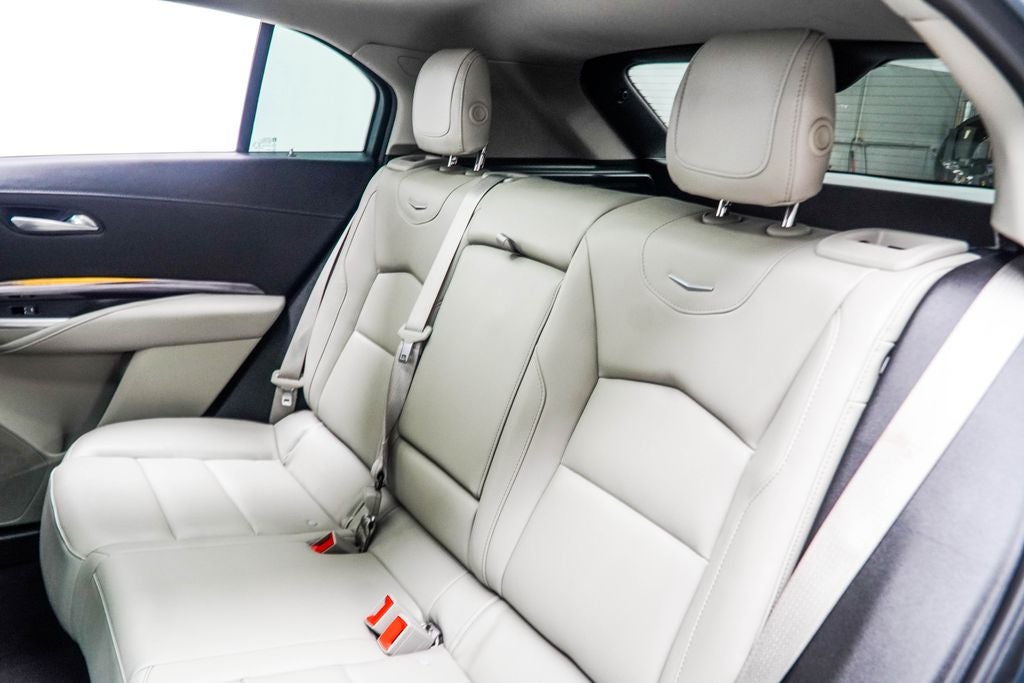 2023 Cadillac XT4 Luxury