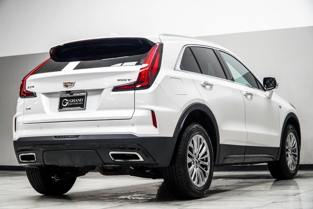 2024 Cadillac XT4 Premium Luxury