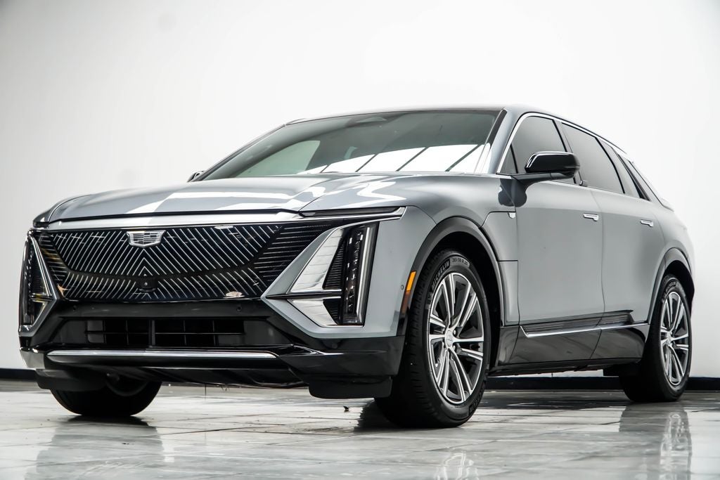 2023 Cadillac LYRIQ Luxury