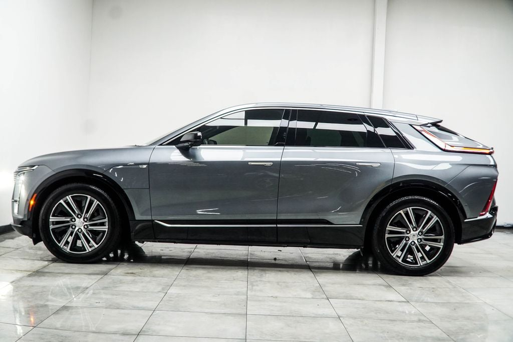 2023 Cadillac LYRIQ Luxury