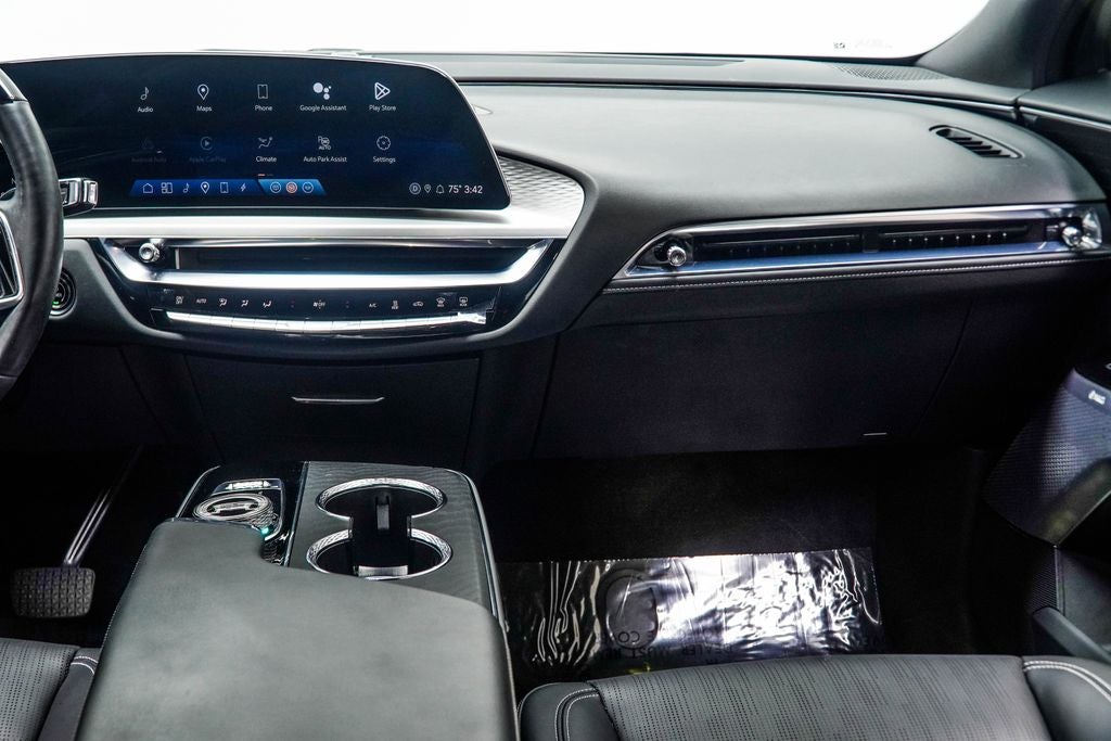 2023 Cadillac LYRIQ Luxury