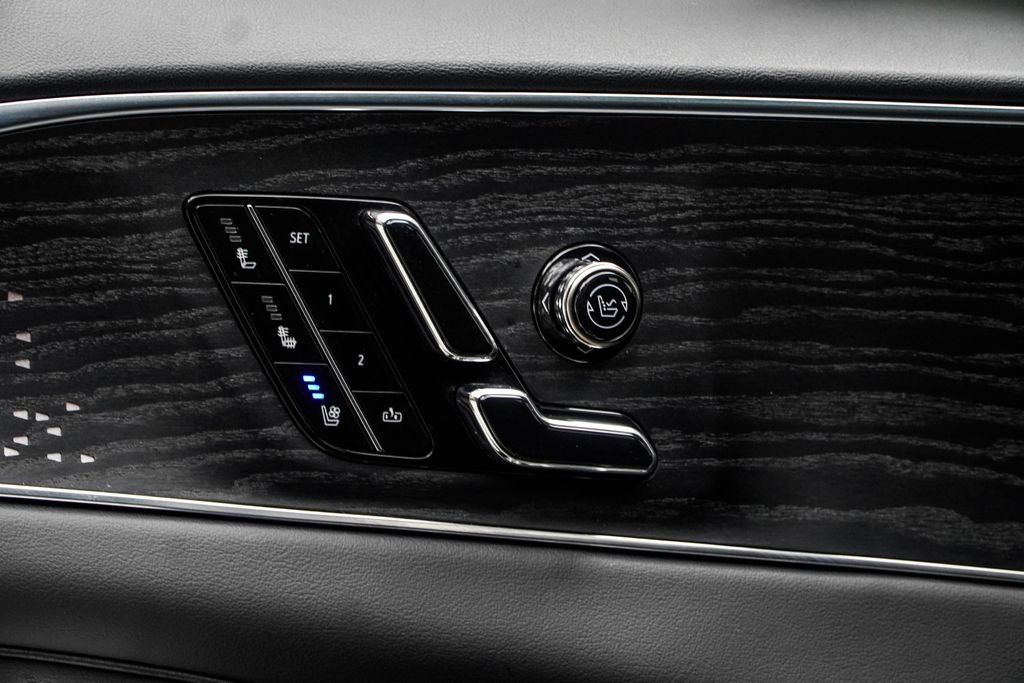2023 Cadillac LYRIQ Luxury