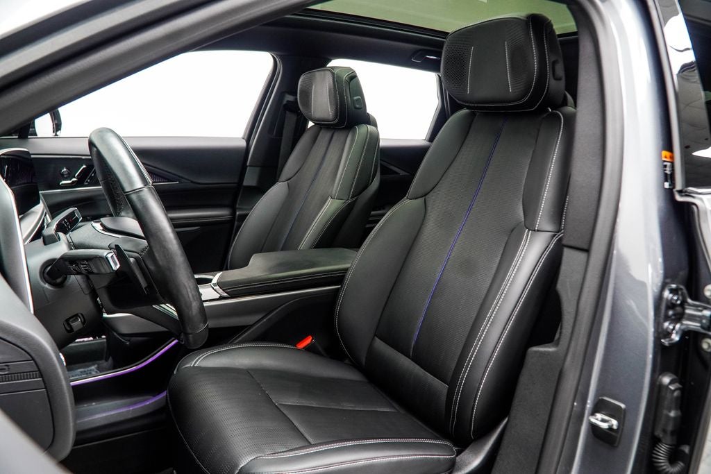 2023 Cadillac LYRIQ Luxury
