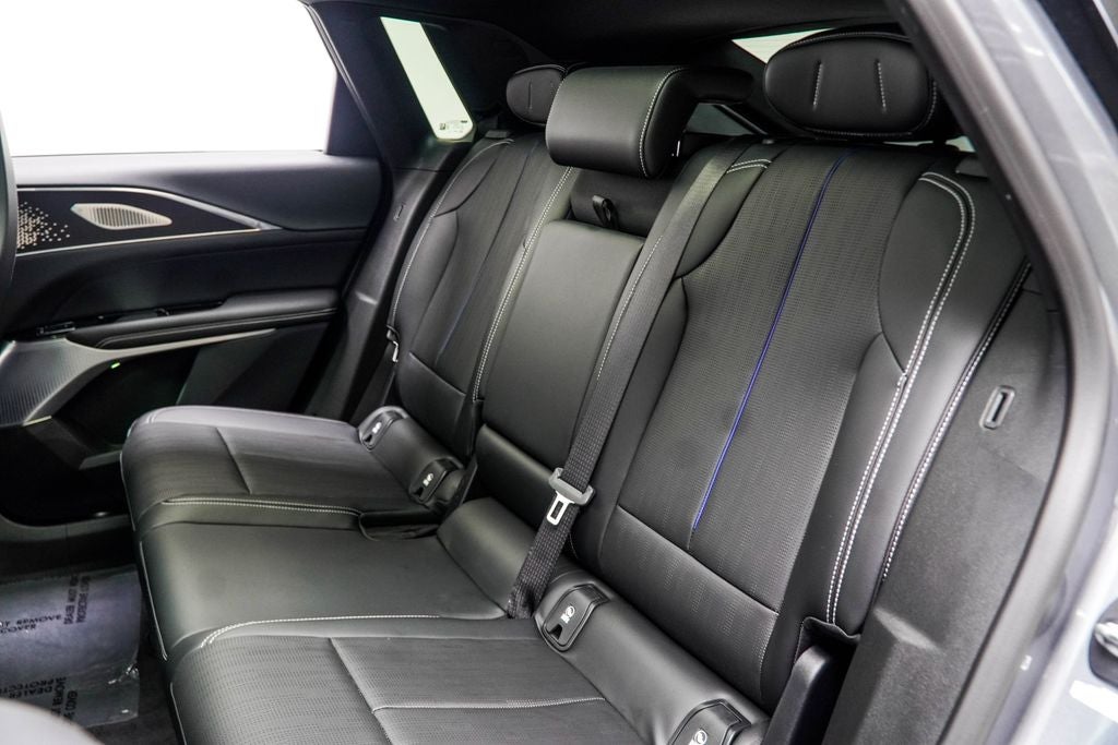 2023 Cadillac LYRIQ Luxury