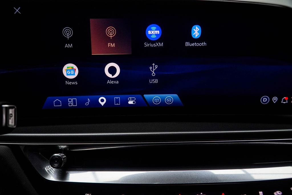 2024 Cadillac LYRIQ Tech