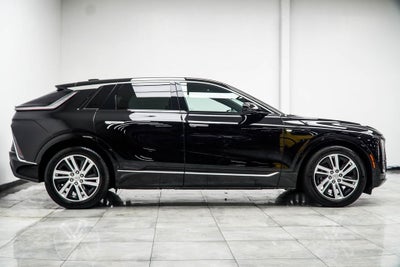 2024 Cadillac LYRIQ Tech