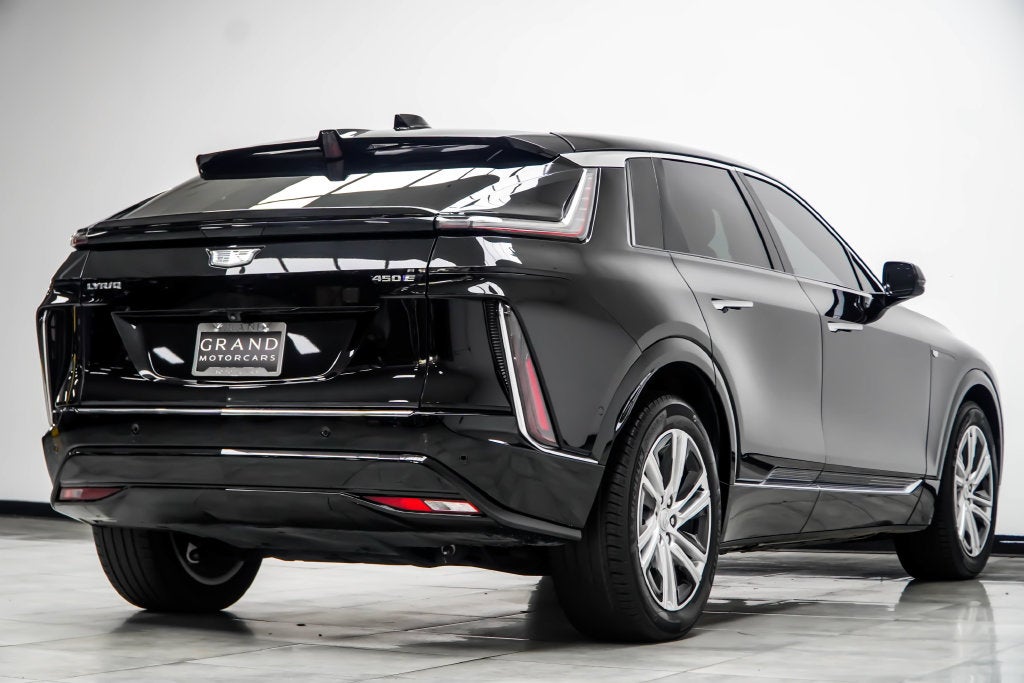 2024 Cadillac LYRIQ Tech