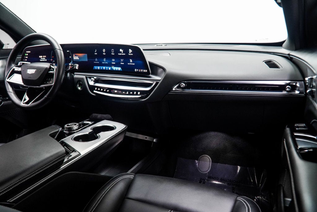 2024 Cadillac LYRIQ Tech