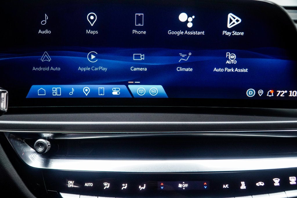 2024 Cadillac LYRIQ Tech