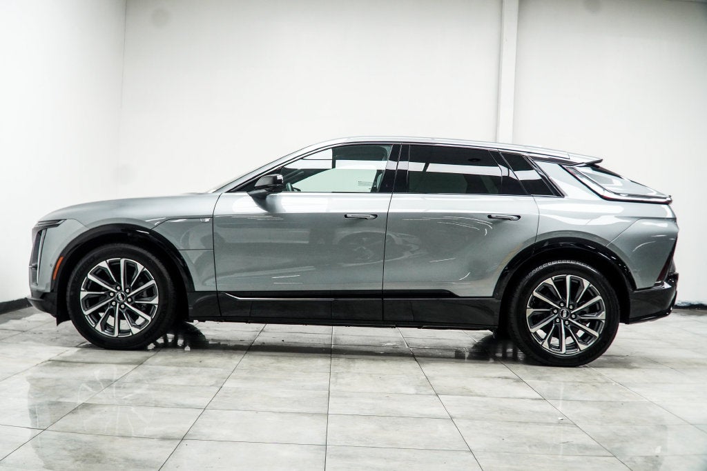2024 Cadillac LYRIQ Sport
