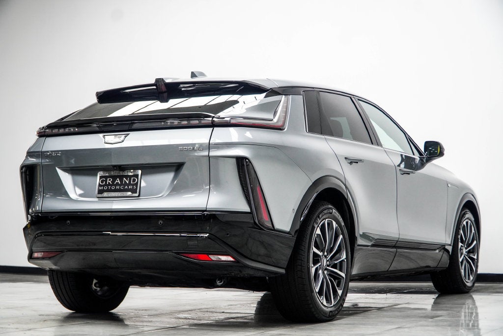 2024 Cadillac LYRIQ Sport
