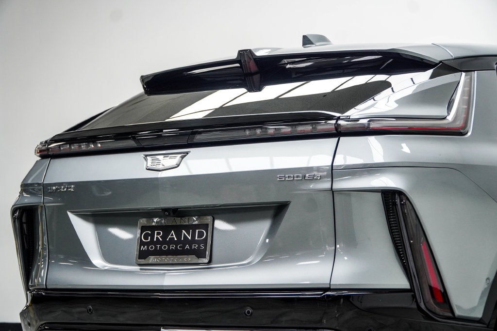 2024 Cadillac LYRIQ Sport